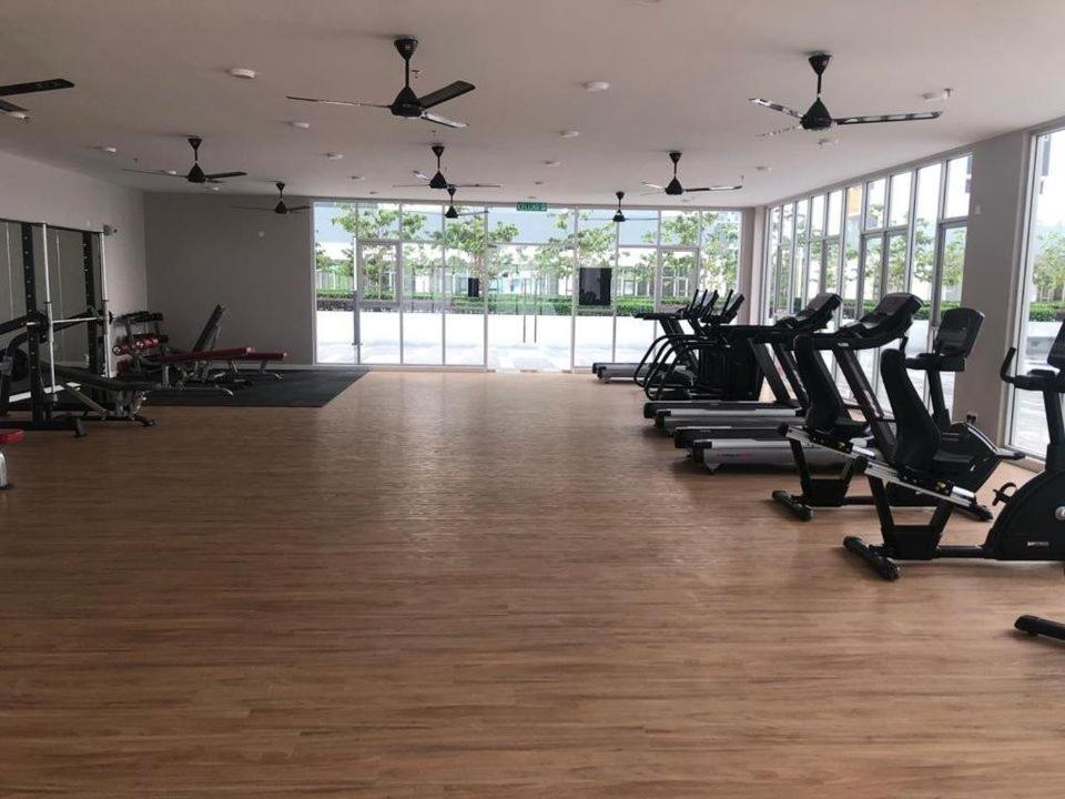 Alanis D'Semporna Homestay Sepang Exterior foto