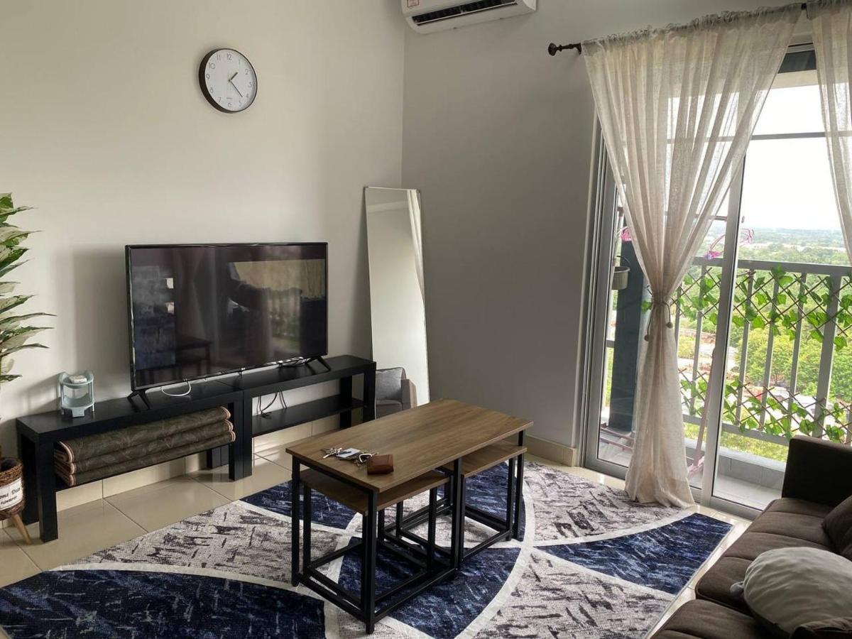 Alanis D'Semporna Homestay Sepang Exterior foto
