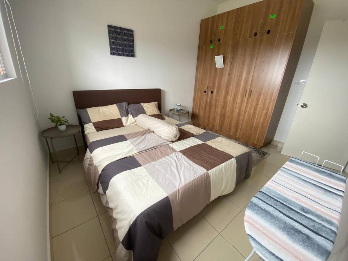Alanis D'Semporna Homestay Sepang Exterior foto